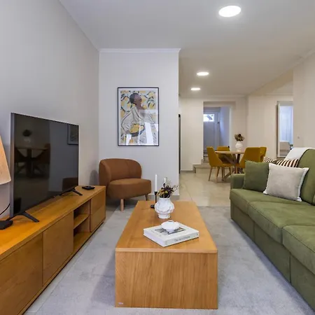 Stylish 2br Retreat In By Lovelystay Apartamento