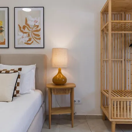 Stylish 2br Retreat In By Lovelystay * 리스본