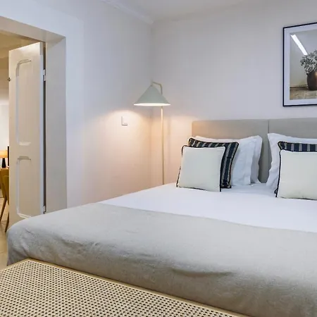 Stylish 2br Retreat In By Lovelystay Apartment