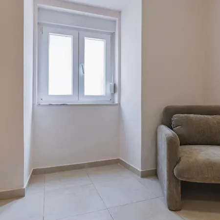 Stylish 2br Retreat In By Lovelystay